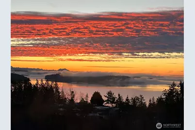 15107 Bridgeway Drive, Anacortes, WA 98221 - Photo 23