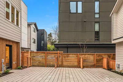 1455 22nd Avenue #B, Seattle, WA 98122 - Photo 13