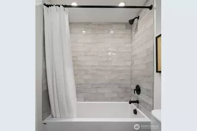 1455 22nd Avenue #B, Seattle, WA 98122 - Photo 3