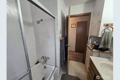 1318 S 6th Avenue, Yakima, WA 98902 - Photo 9