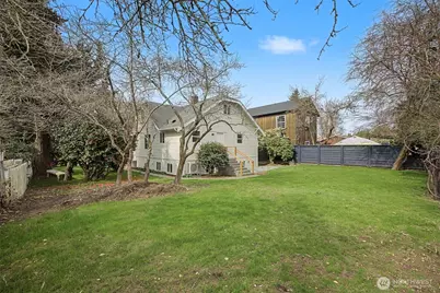 8844 16th Avenue SW, Seattle, WA 98106 - Photo 31