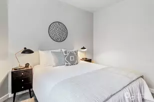 2414 1st Ave, Seattle, WA 98121 - Photo 13