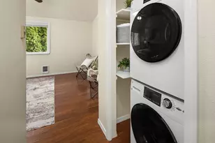 12828 SE 41st Ln, Bellevue, WA 98006 - Photo 17