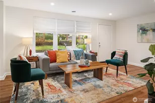 9808 Linden Ave N, Seattle, WA 98103 - Photo 3