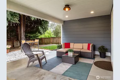 9808 Linden Avenue N, Seattle, WA 98103 - Photo 21