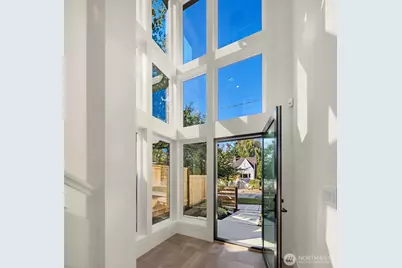 7342 20th Avenue NW, Seattle, WA 98117 - Photo 3