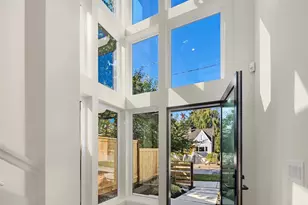 7342 20th Ave NW, Seattle, WA 98117 - Photo 3