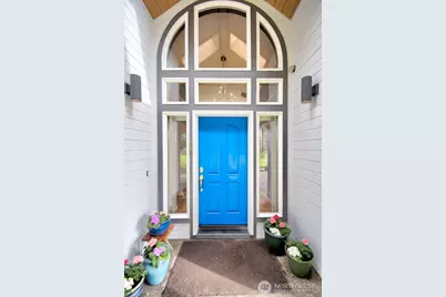 4716 D'Milluhr Drive NE, Olympia, WA 98516 - Photo 3