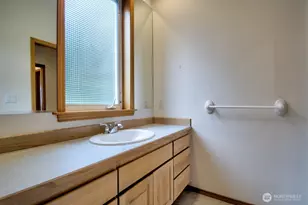 4716 D'Milluhr Dr NE, Olympia, WA 98516 - Photo 17