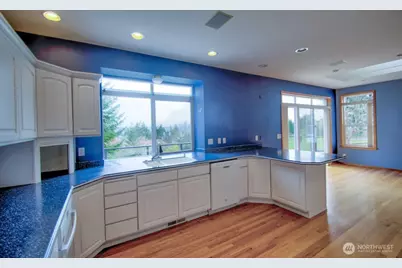 4716 D'Milluhr Drive NE, Olympia, WA 98516 - Photo 7