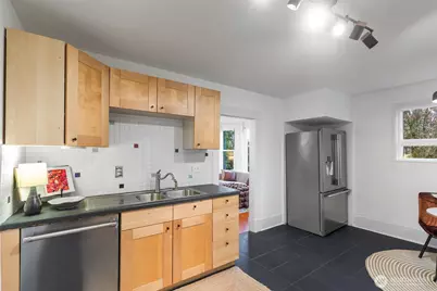 2128 S Ainsworth Avenue, Tacoma, WA 98405 - Photo 17