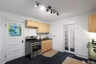 2128 S Ainsworth Ave, Tacoma, WA 98405 - Photo 15