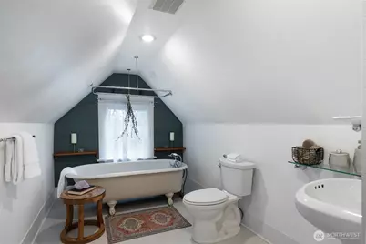 2128 S Ainsworth Avenue, Tacoma, WA 98405 - Photo 25