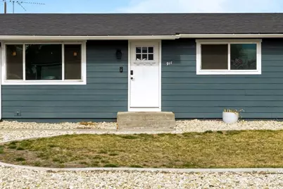 911 1st NE, Ephrata, WA 98823 - Photo 5