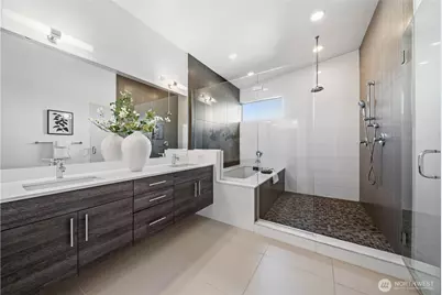 2447 S Spencer Street, Seattle, WA 98108 - Photo 23