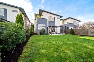 2447 S Spencer St, Seattle, WA 98108 - Photo 35