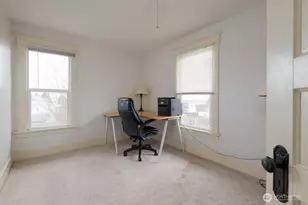 409 S 34th St, Tacoma, WA 98418 - Photo 11