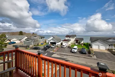 125 Sunrise Avenue SE, Ocean Shores, WA 98569 - Photo 25
