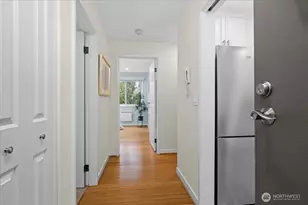 5225 50th Ave NE, Seattle, WA 98105 - Photo 7