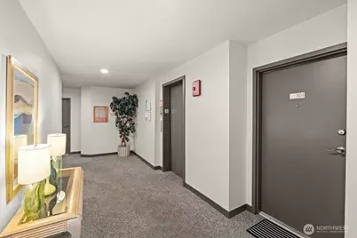 5225 50th Avenue NE #206, Seattle, WA 98105 - Photo 23