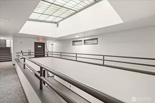 5225 50th Ave NE, Seattle, WA 98105 - Photo 5