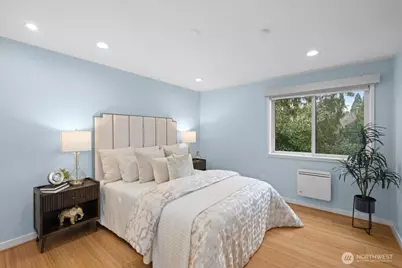 5225 50th Avenue NE #206, Seattle, WA 98105 - Photo 7