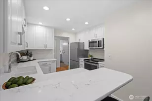 5225 50th Ave NE, Seattle, WA 98105 - Photo 15