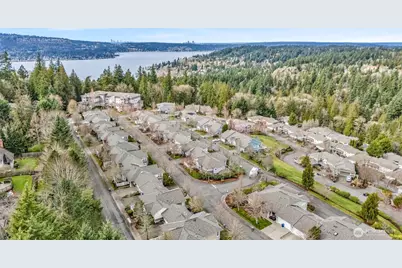 22540 SE 45th Street #2650, Issaquah, WA 98029 - Photo 33