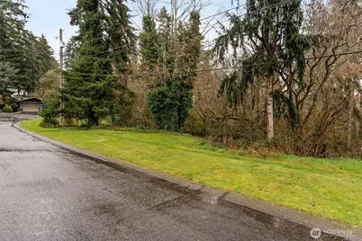 4419 58th Avenue W, University Place, WA 98466 - Photo 3