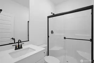 20464 Myrtle Pl E, Bonney Lake, WA 98391 - Photo 15