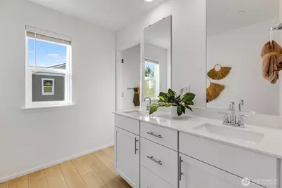 20464 Myrtle Place E, Bonney Lake, WA 98391 - Photo 29