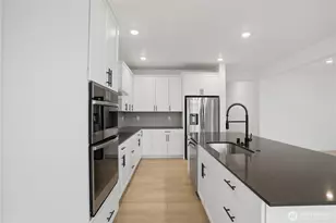 20464 Myrtle Pl E, Bonney Lake, WA 98391 - Photo 3