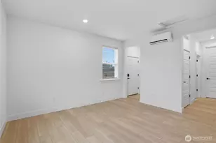 20464 Myrtle Pl E, Bonney Lake, WA 98391 - Photo 13