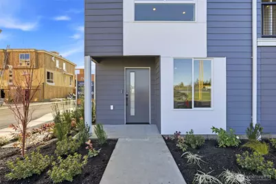 222 124th Street SW #D2, Everett, WA 98204 - Photo 3