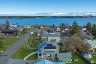 705 NE Haller St, Coupeville, WA 98239 - Photo 27