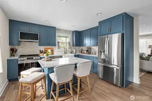 705 NE Haller St, Coupeville, WA 98239 - Photo 7