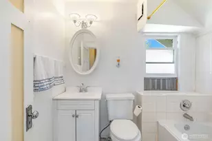 3836 Letitia Ave S, Seattle, WA 98118 - Photo 23