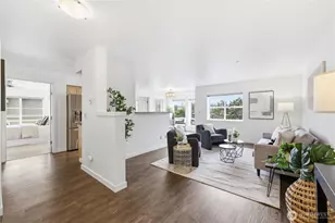 300 High School Rd NE, Bainbridge Island, WA 98110 - Photo 3