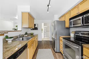 300 High School Rd NE, Bainbridge Island, WA 98110 - Photo 17