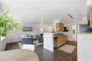 300 High School Rd NE, Bainbridge Island, WA 98110 - Photo 7