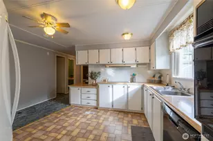 147 E Wood Ave, Morton, WA 98356 - Photo 5