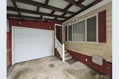 147 E Wood Avenue, Morton, WA 98356 - Photo 1