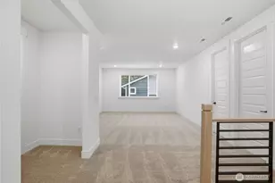 20409 Mystic Pl E, Bonney Lake, WA 98391 - Photo 15