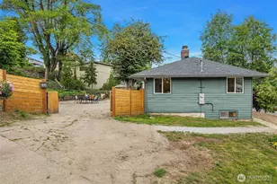 9275 Renton Ave S, Seattle, WA 98118 - Photo 7