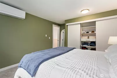 15929 3rd Place SW #D, Burien, WA 98166 - Photo 17