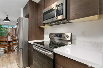 15929 3rd Place SW #D, Burien, WA 98166 - Photo 9