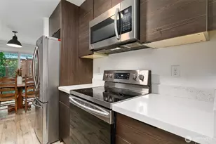 15929 3rd Pl SW, Burien, WA 98166 - Photo 9