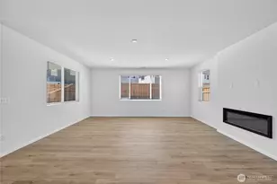 20480 Echo Ln E, Bonney Lake, WA 98391 - Photo 5