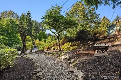 1711 NE 104th Street, Seattle, WA 98125 - Photo 27