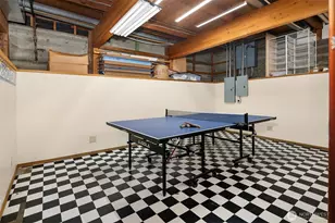 1711 NE 104th St, Seattle, WA 98125 - Photo 23